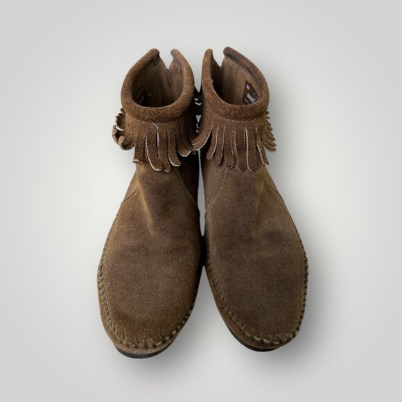 Minnetonka Moccasins Womens Brown Suede Fringe Boots Sz 6 Back Zip Hard Sole - Picture 2 of 9